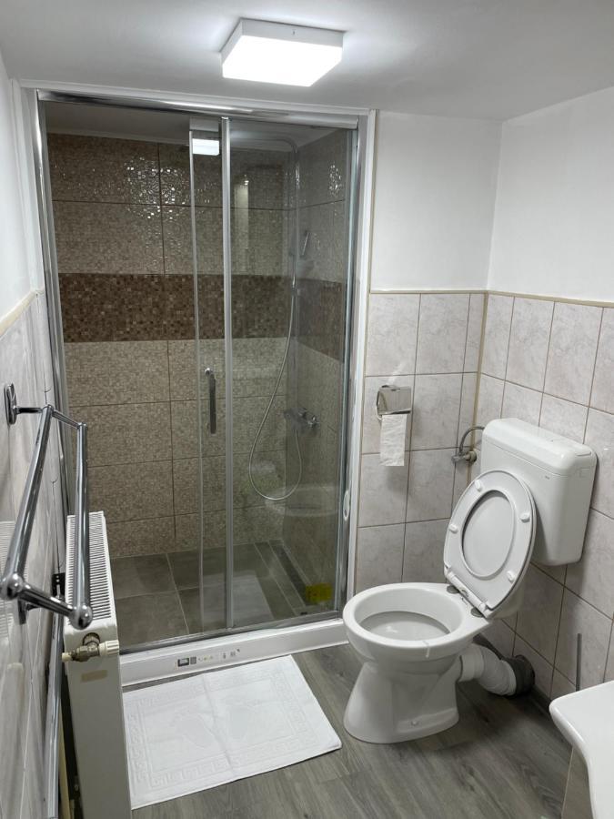 Relax Apartment Brasov Ngoại thất bức ảnh